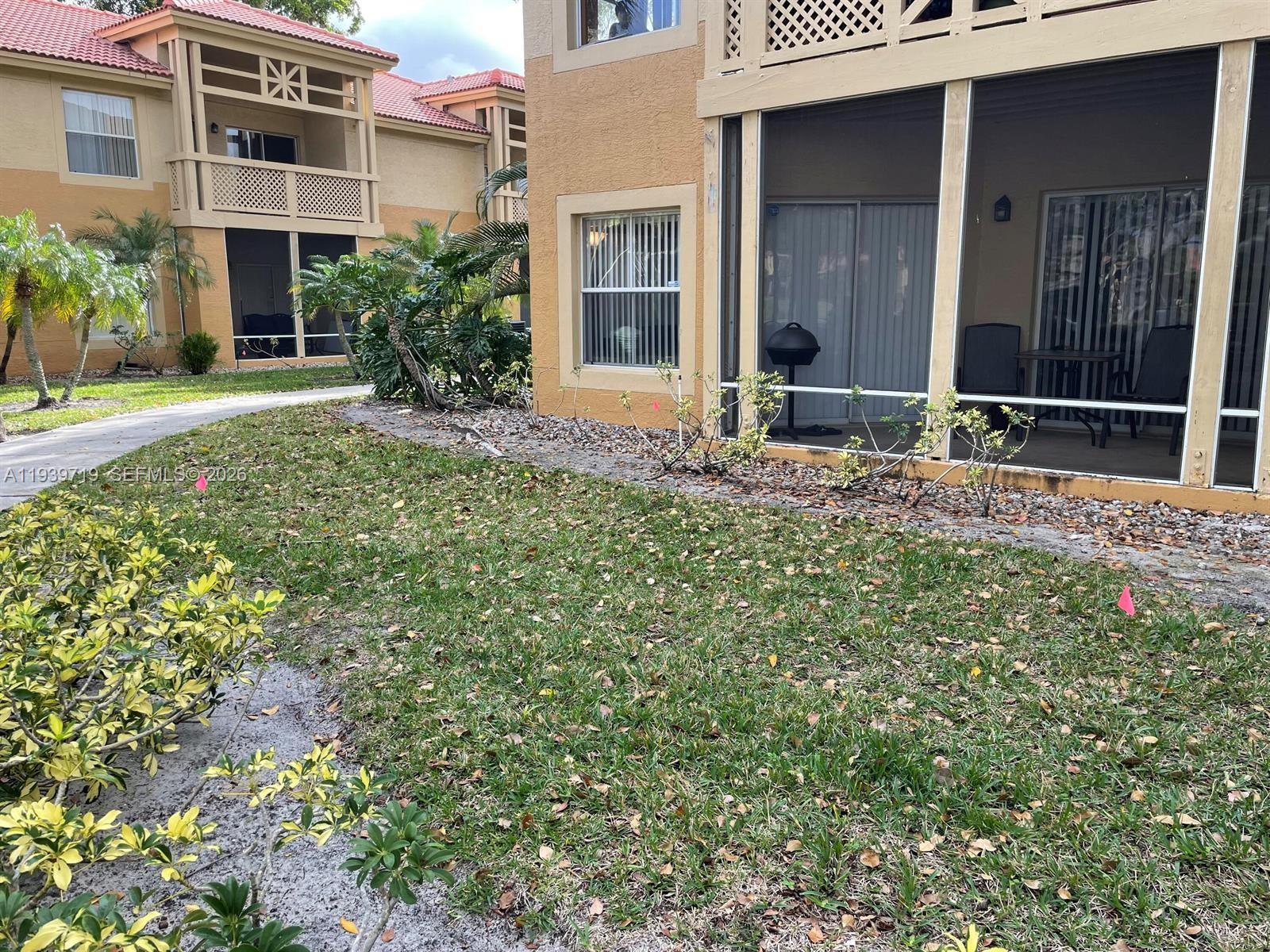 PALM LAKE CONDO - Residential
