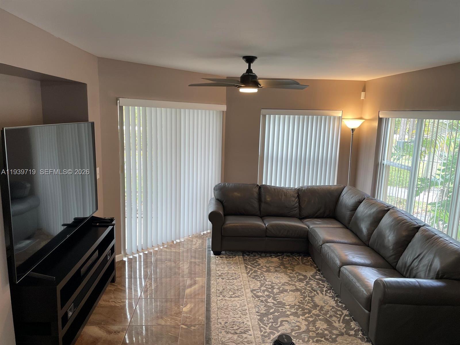 PALM LAKE CONDO - Residential