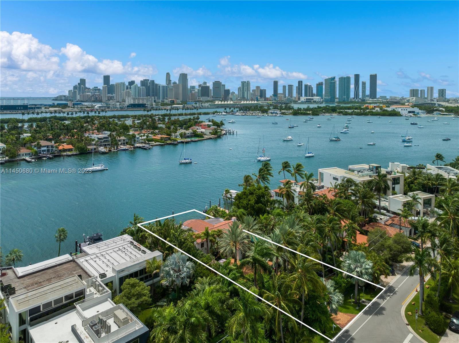 Build your dream home on a rare waterfront south facing double lot on coveted Hibiscus Island. This 18,375 square foot lot boasts 101’ of waterfrontage with southern exposure on one of Miami Beach’s most prestigious and guard gated island neighborhoods. Perfectly positioned parcel captures breathtaking sunsets over Biscayne Bay and offers captivating panoramic views of the Downtown Miami skyline. This exceptional location is just minutes away from South Beach, Downtown, world class dining, shopping, and beaches.