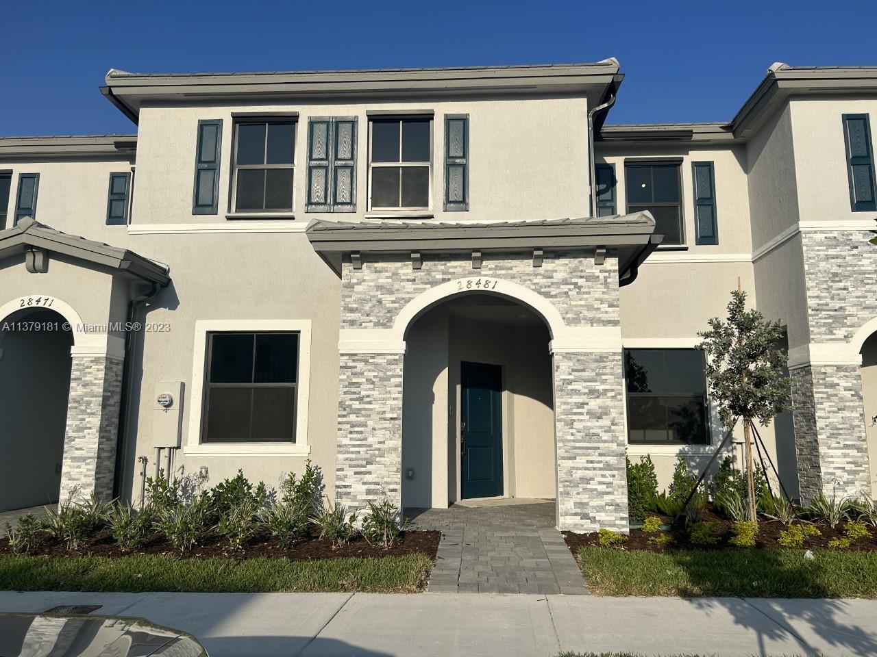 PINE ISLE - Residential Lease