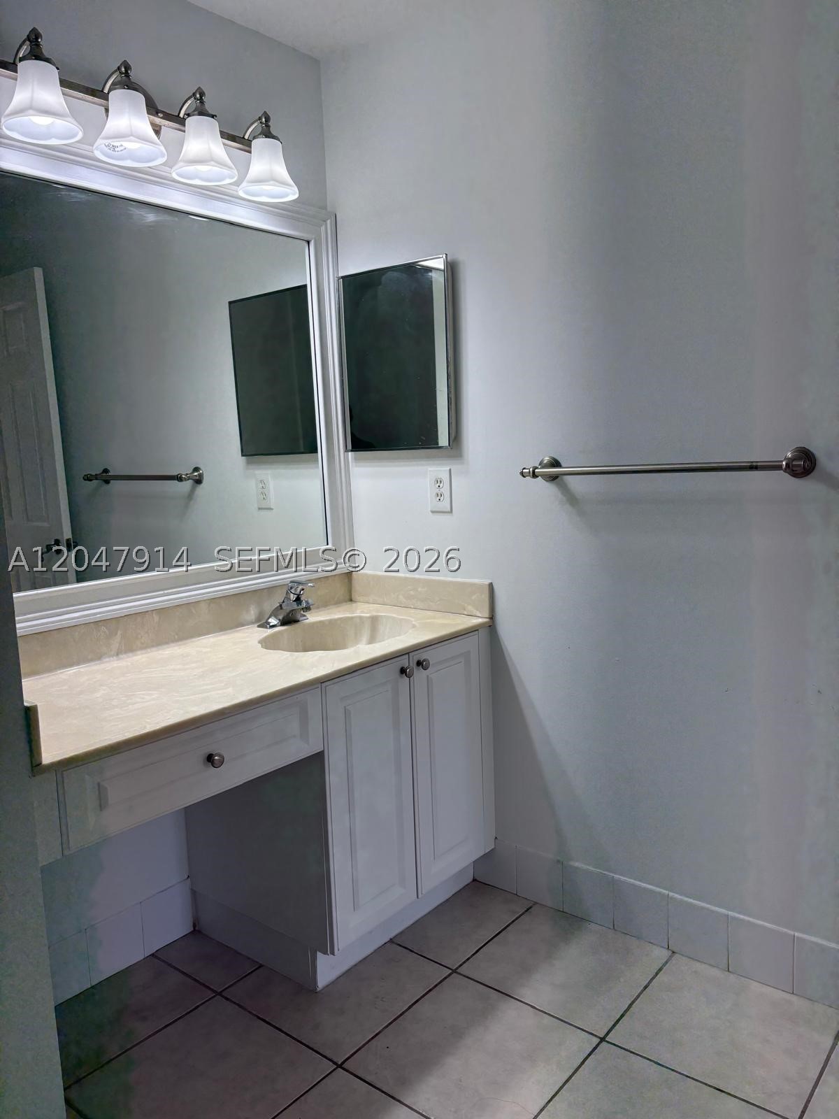 ARISSA PLACE CONDO - Residential Lease