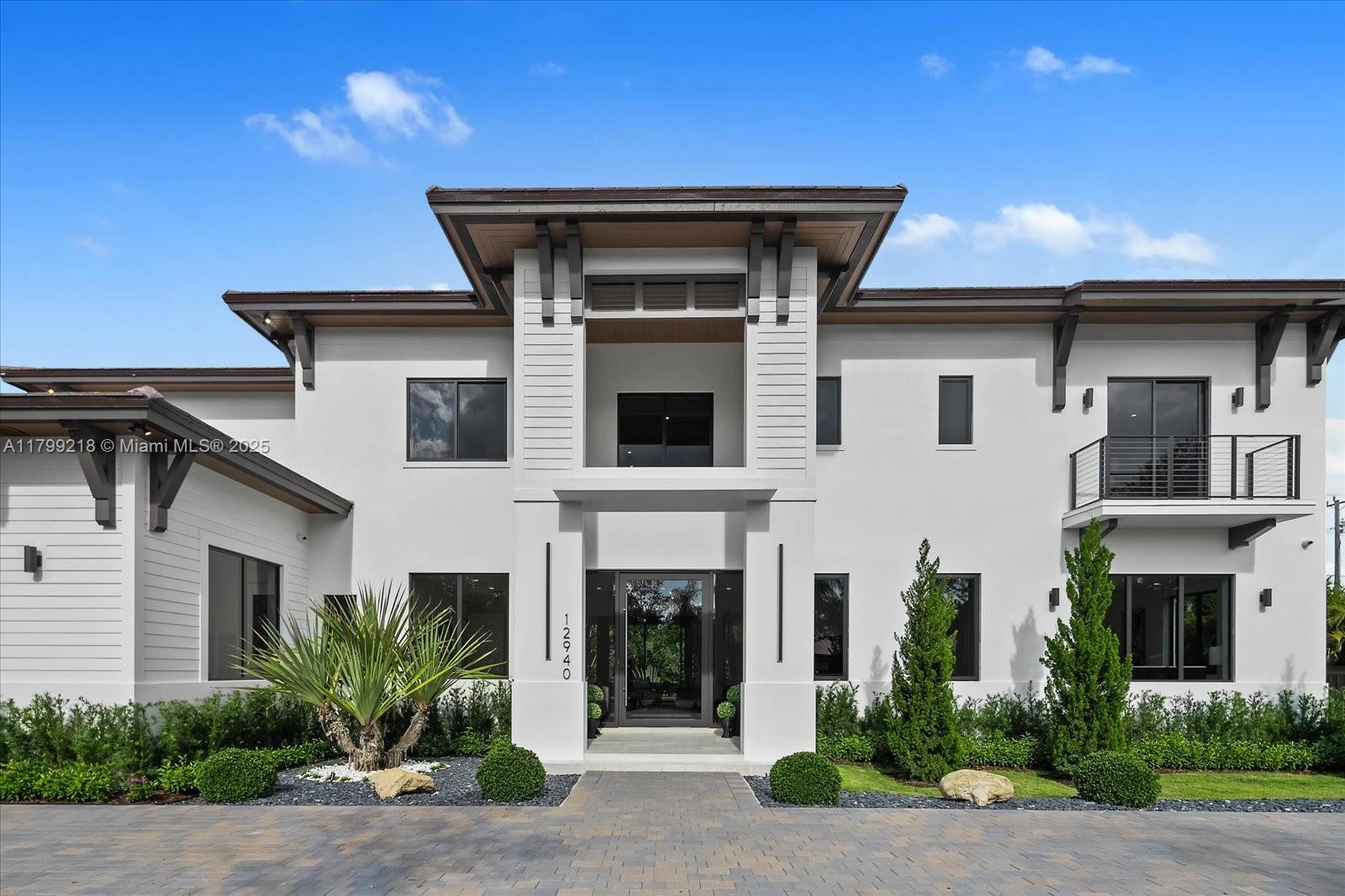 SUNILAND MANOR 1ST ADDN - Residential
