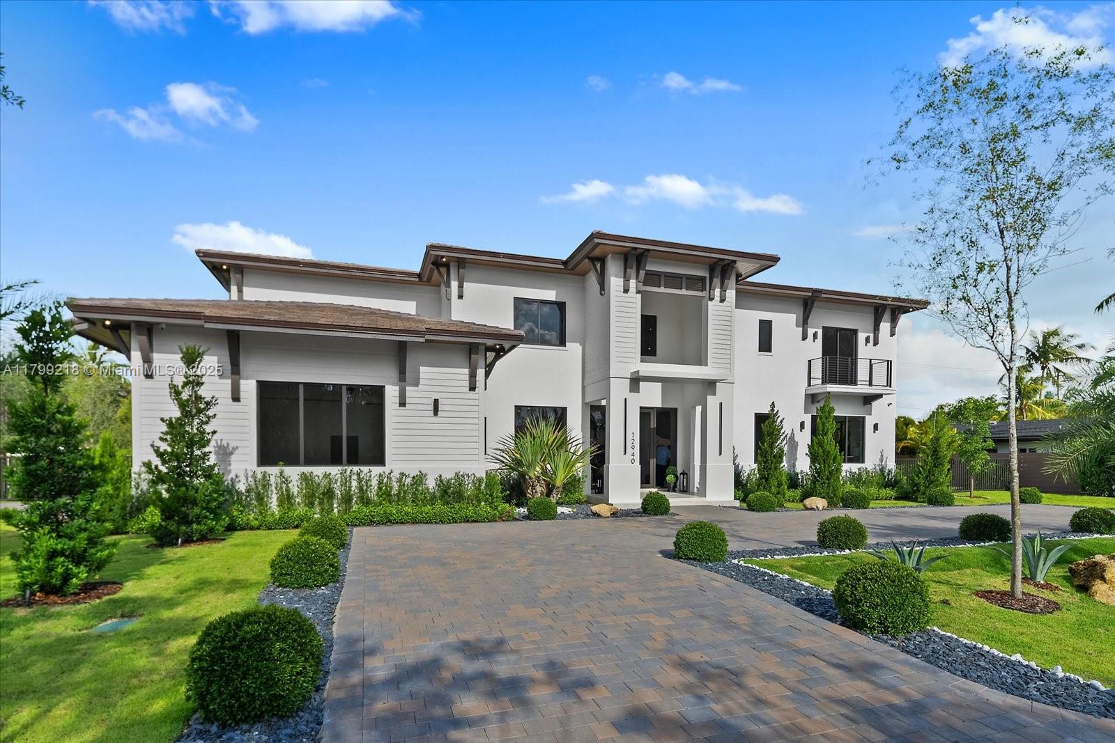 SUNILAND MANOR 1ST ADDN - Residential