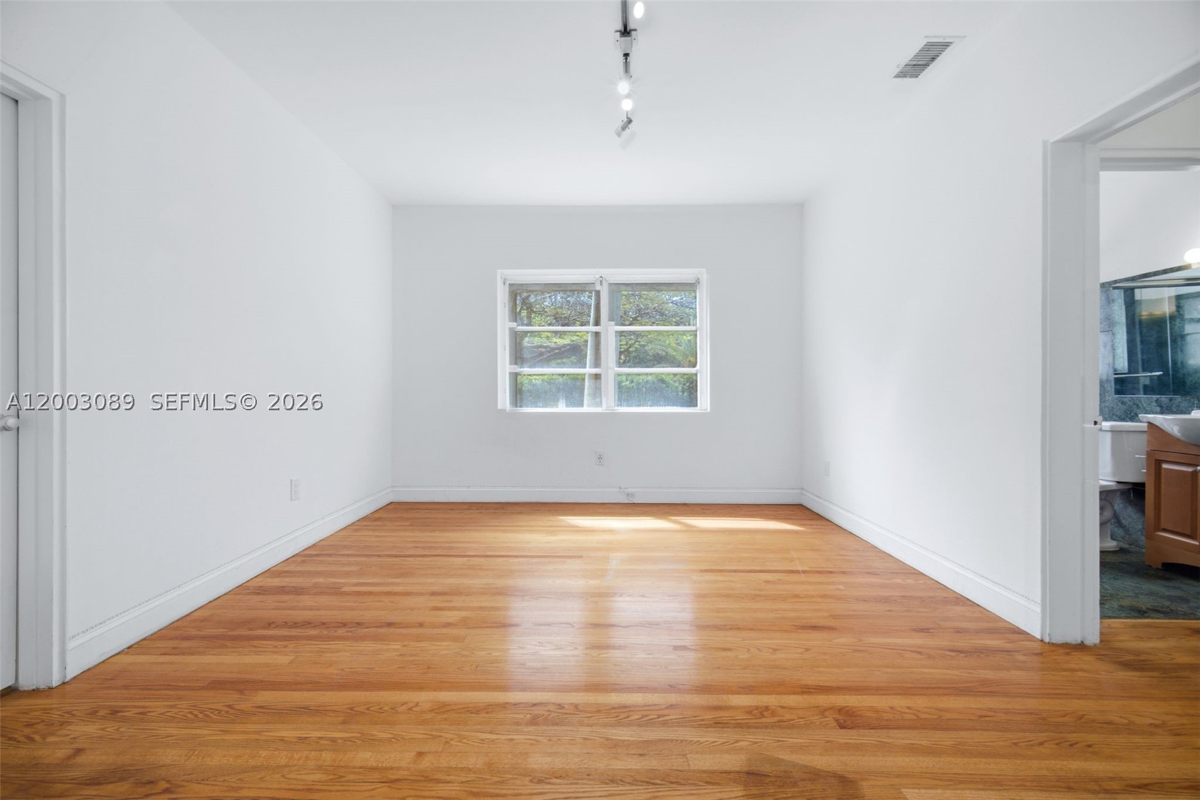 BRICKELL HAMMOCK UN 1 - Residential