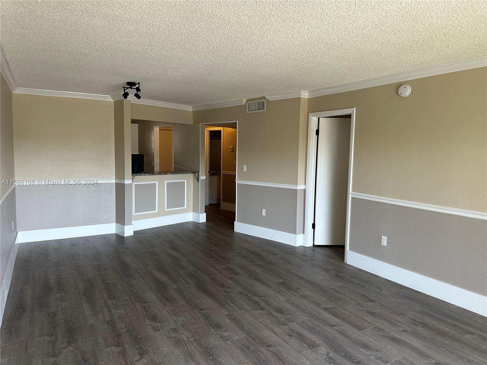 SPRINGCREST CONDO - Residential Lease