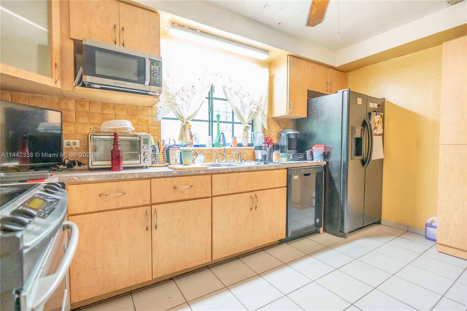BRENTWOOD REV PL - Residential