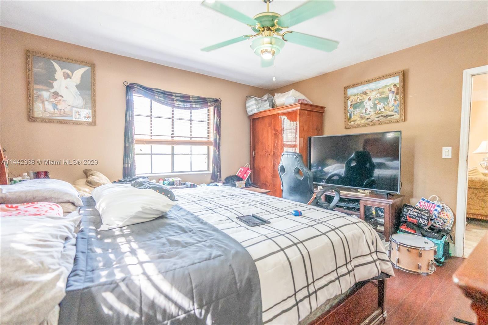 BRENTWOOD REV PL - Residential