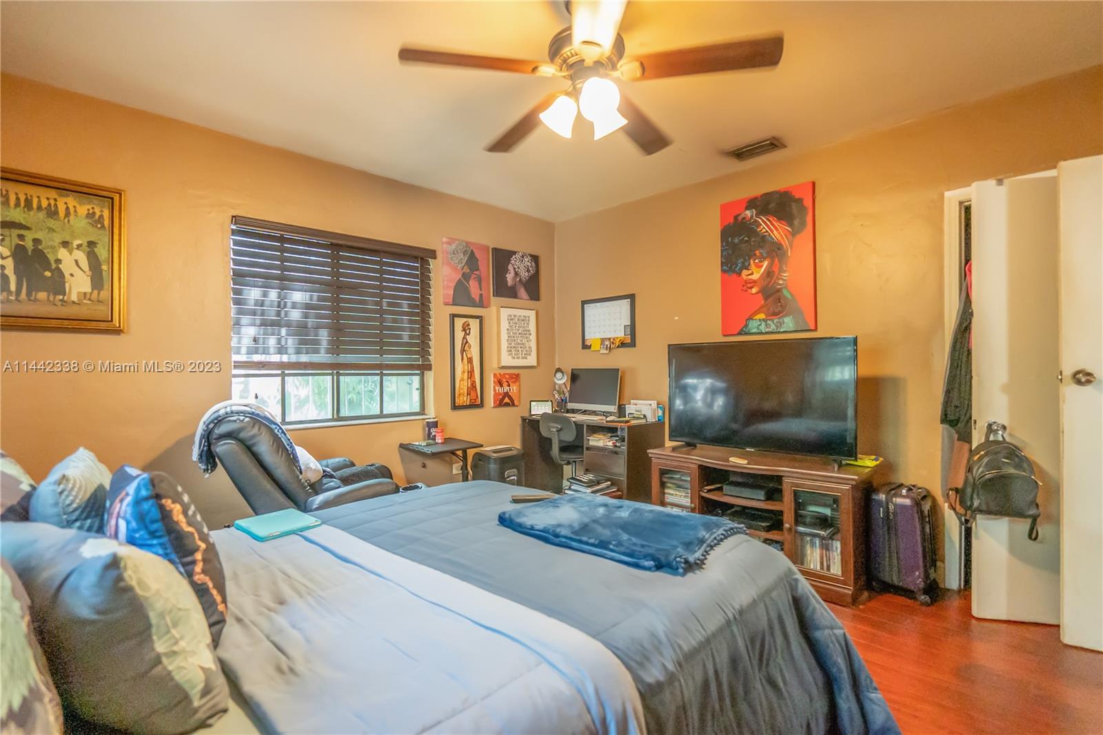 BRENTWOOD REV PL - Residential