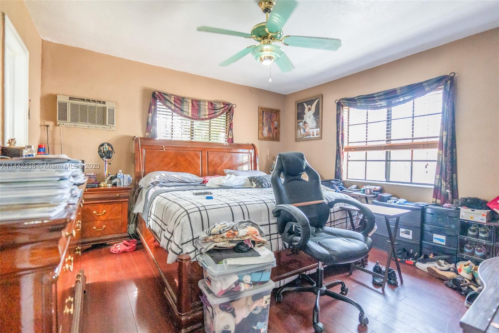 BRENTWOOD REV PL - Residential
