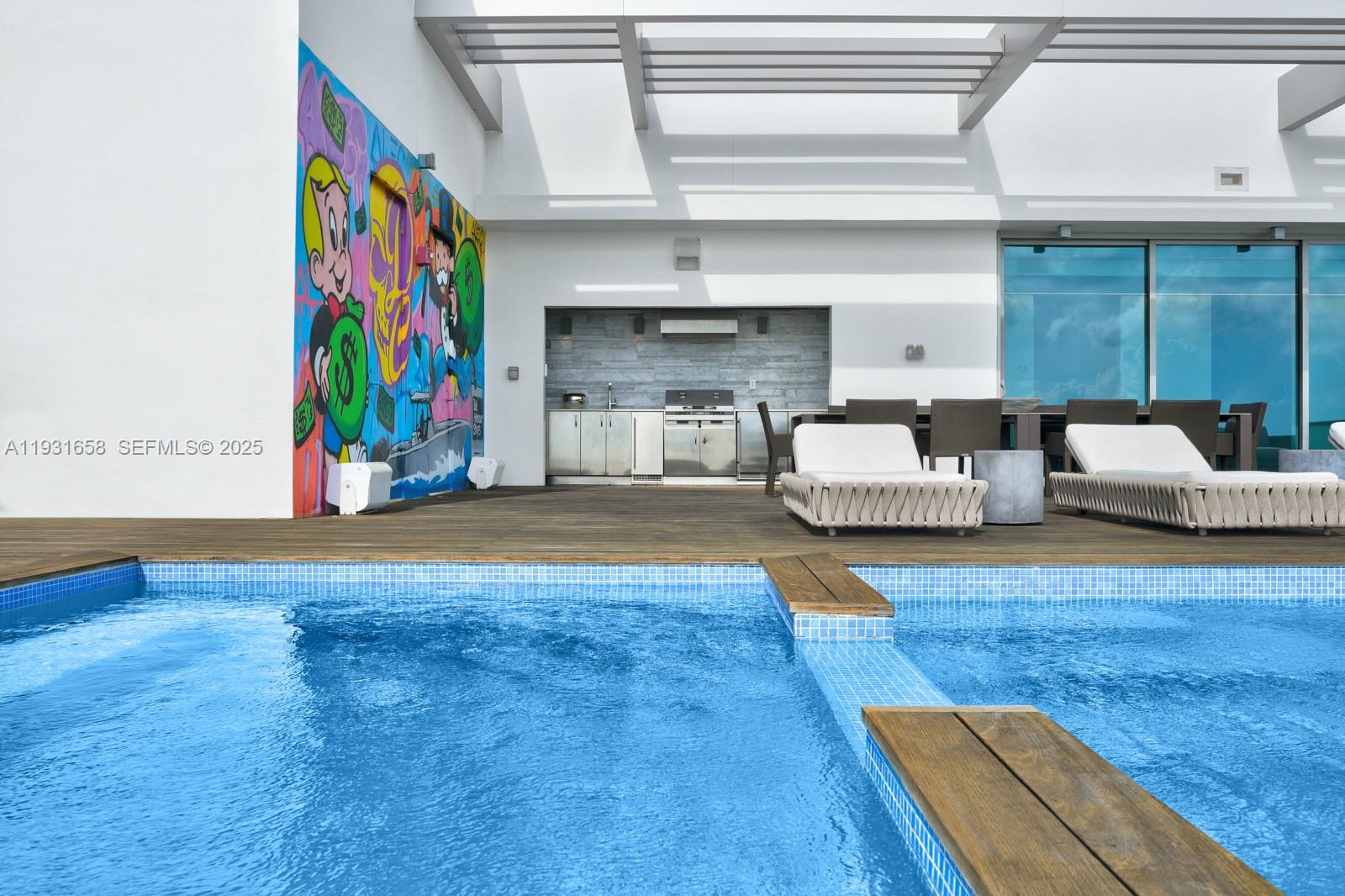 OCEANA BAL HARBOUR CONDO - Residential
