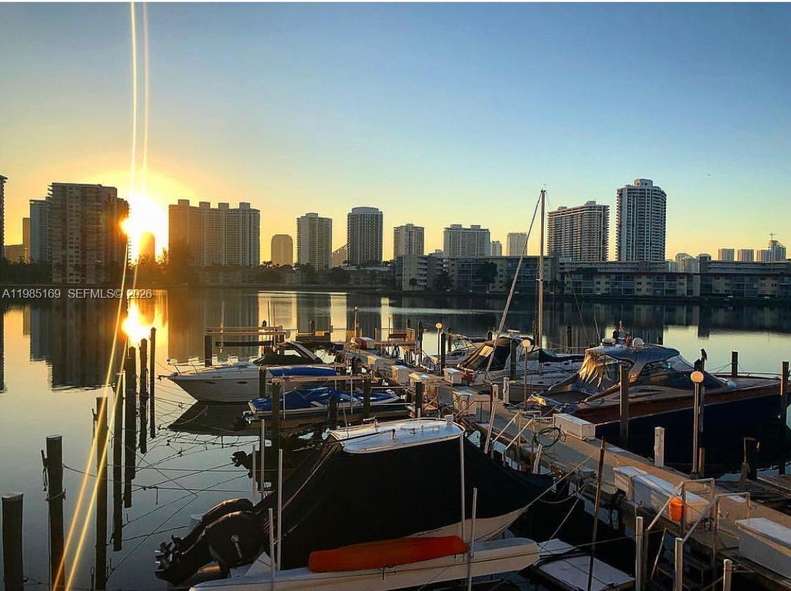 DEL PRADO CONDO - Residential Lease