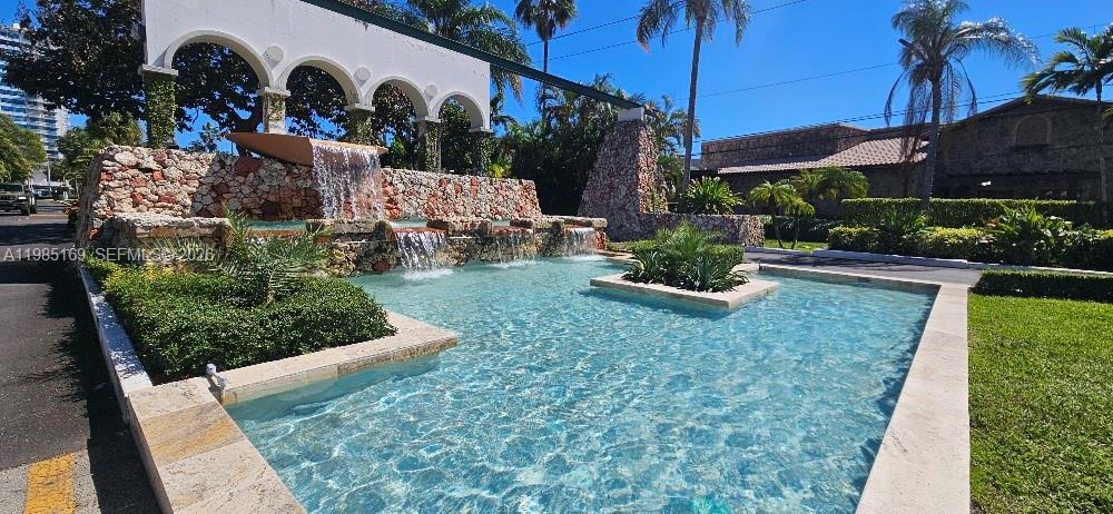 DEL PRADO CONDO - Residential Lease