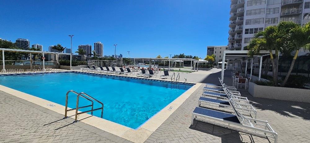 DEL PRADO CONDO - Residential Lease