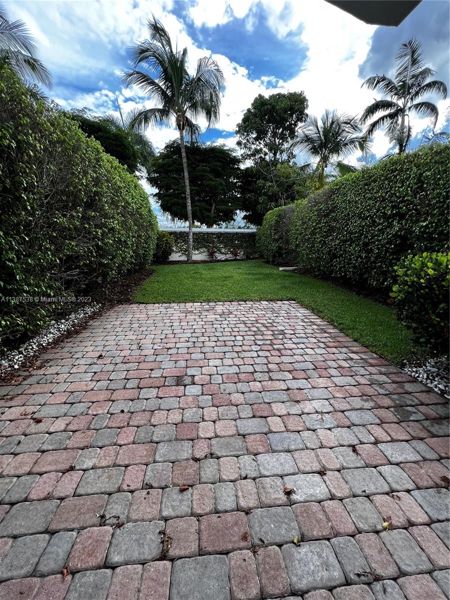 THREE ISLANDS 3RD SEC - Residential Lease
