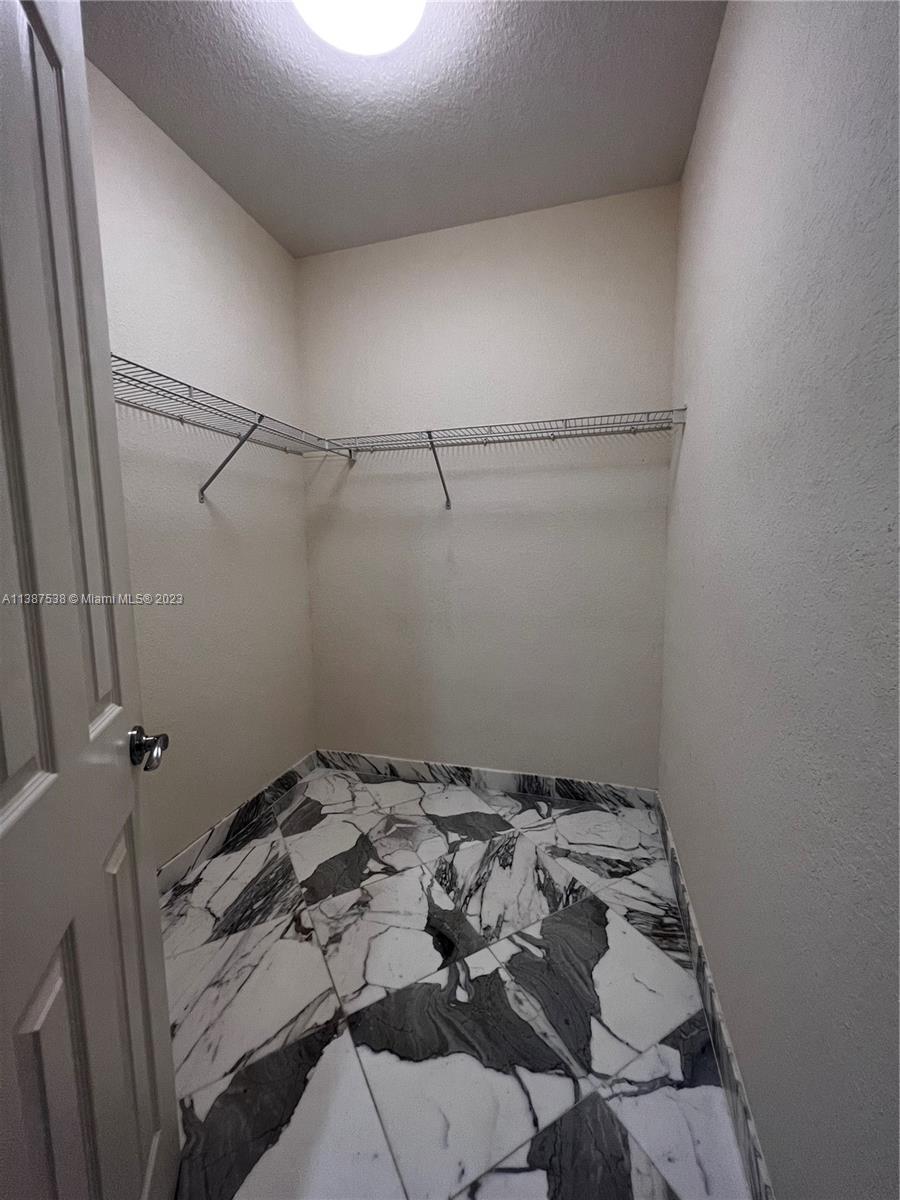 THREE ISLANDS 3RD SEC - Residential Lease