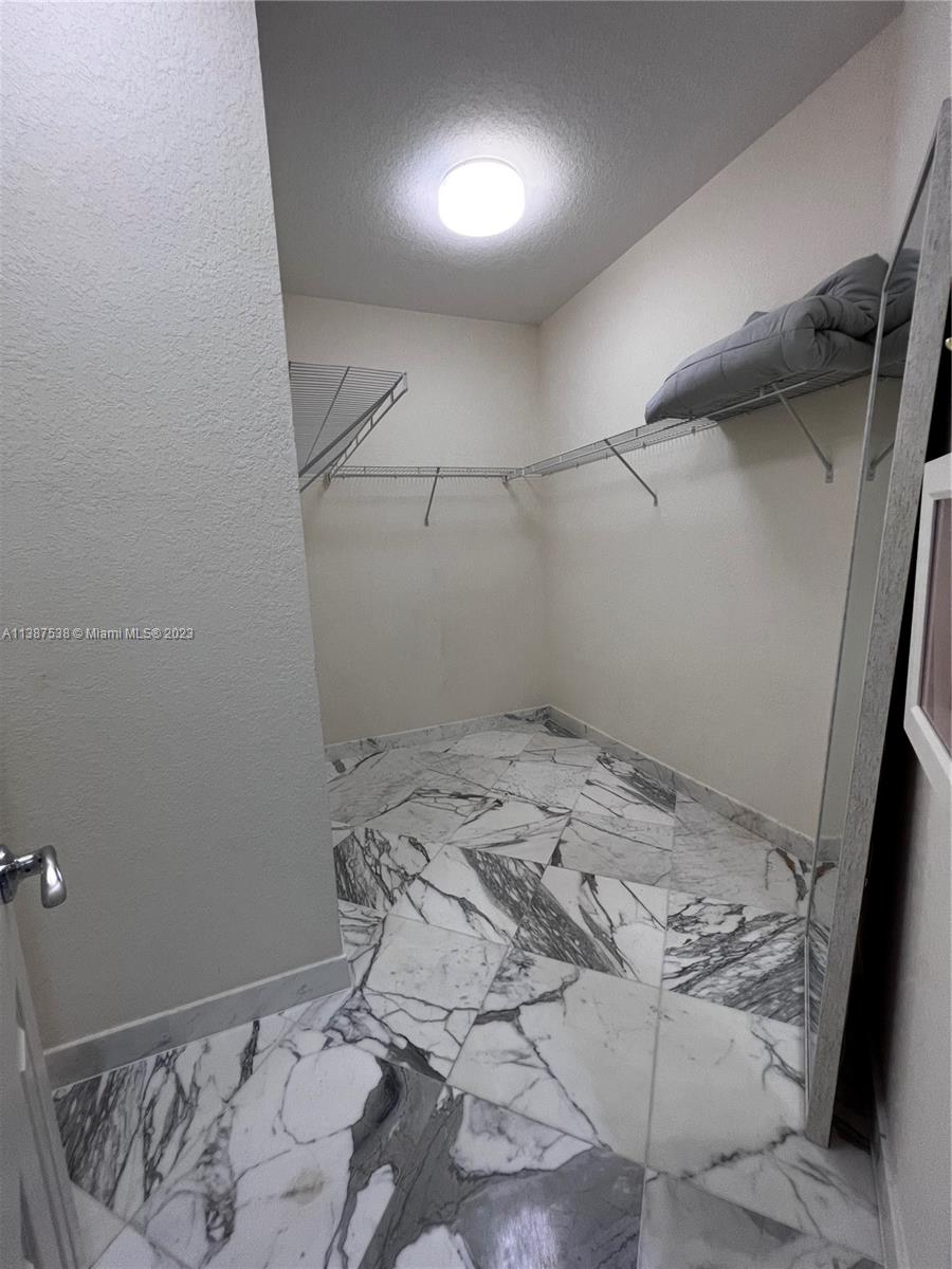 THREE ISLANDS 3RD SEC - Residential Lease