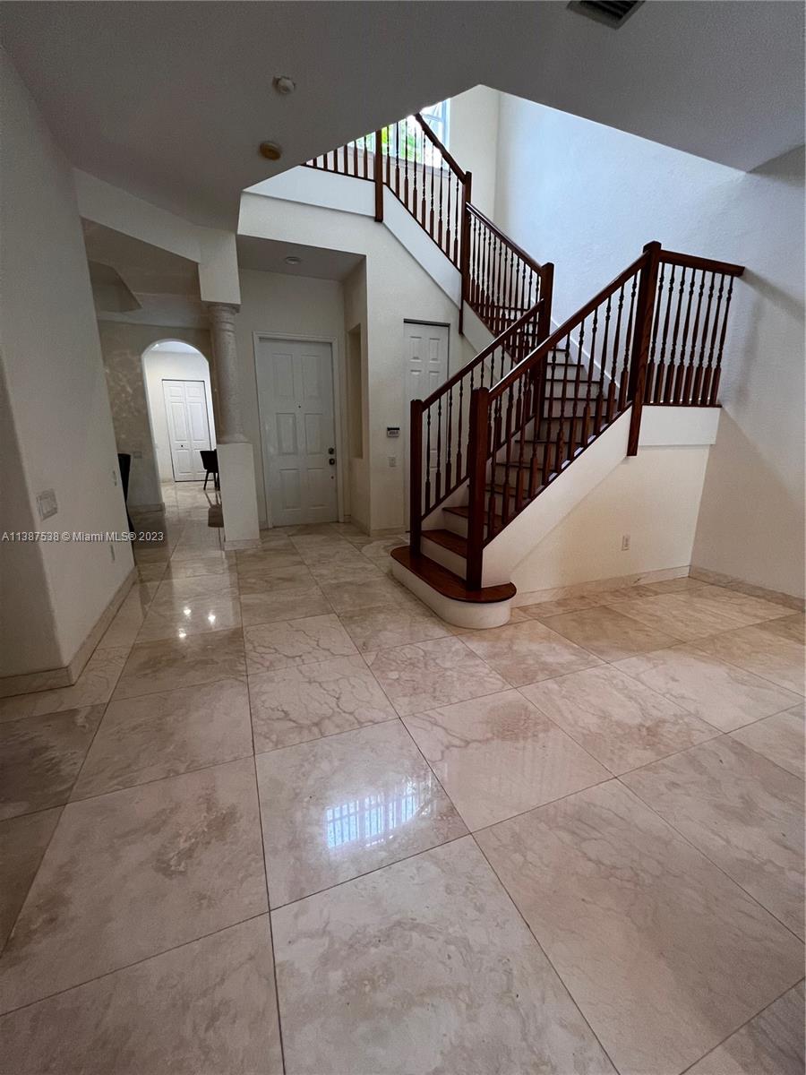 THREE ISLANDS 3RD SEC - Residential Lease