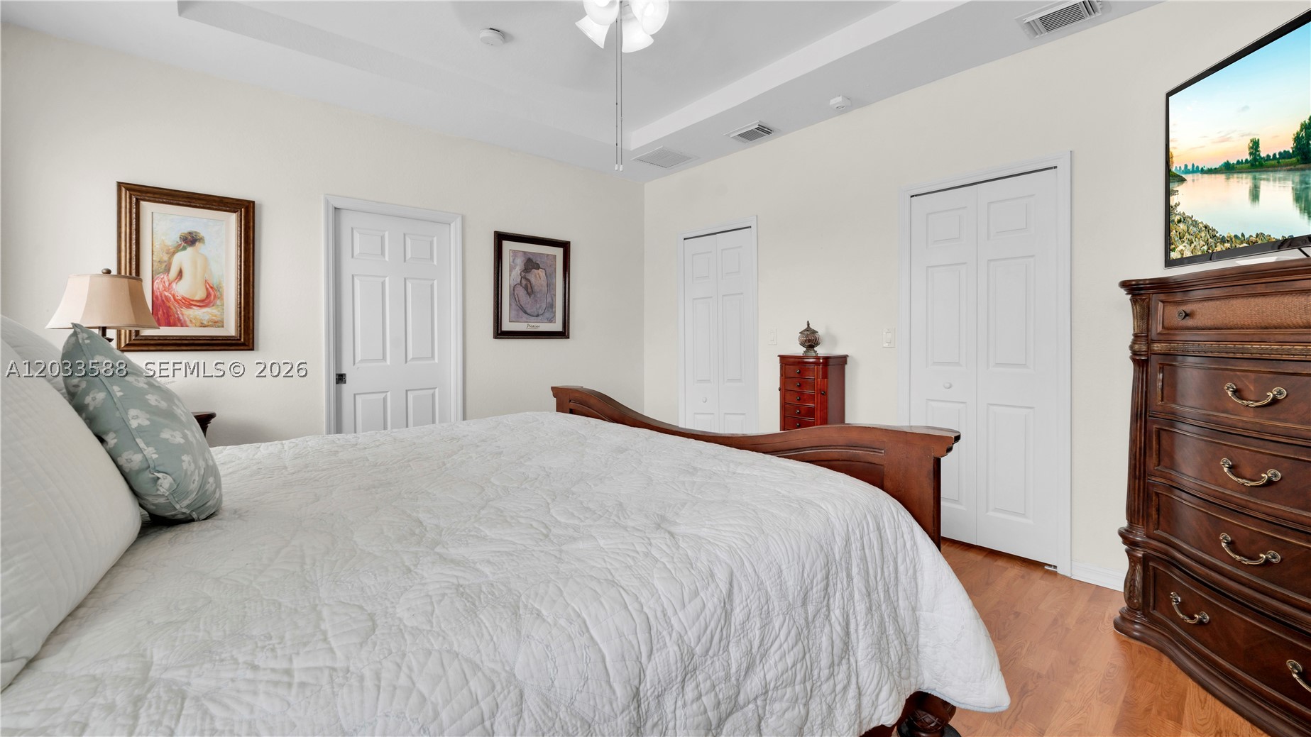 SUNSET LAKE TOWNHOMES - Residential