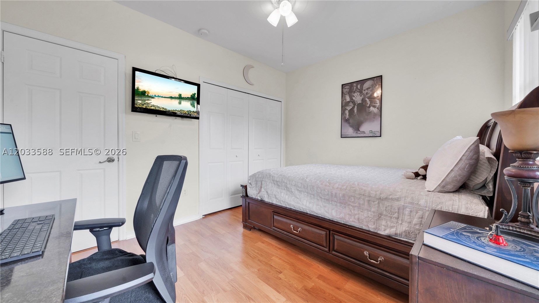 SUNSET LAKE TOWNHOMES - Residential