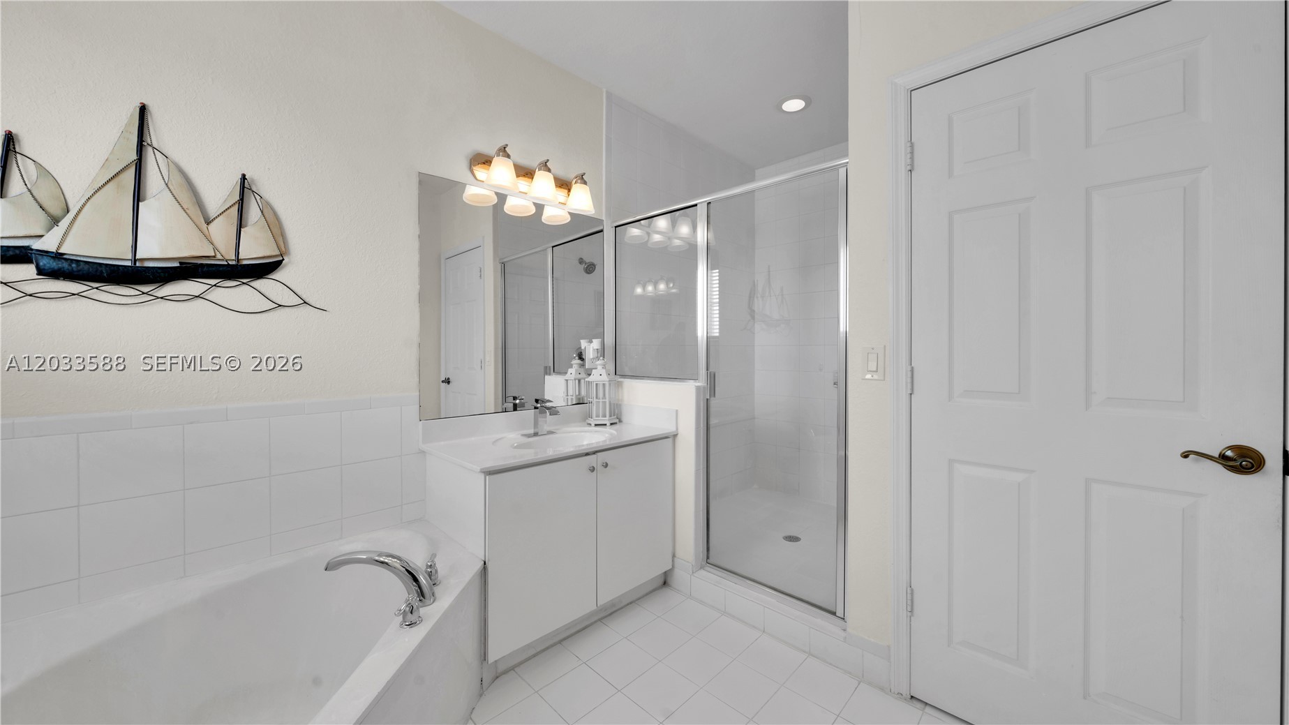SUNSET LAKE TOWNHOMES - Residential