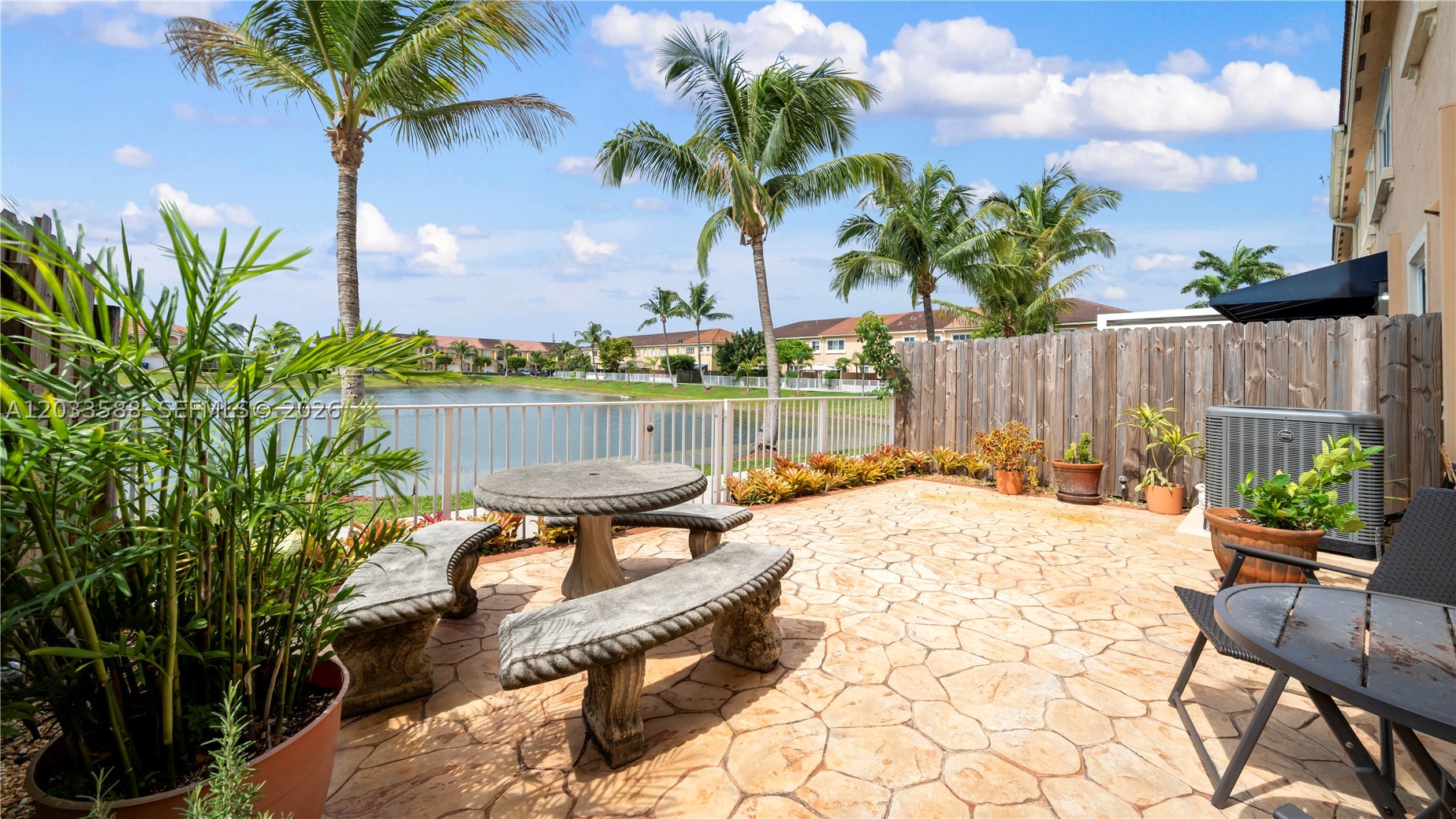 SUNSET LAKE TOWNHOMES - Residential