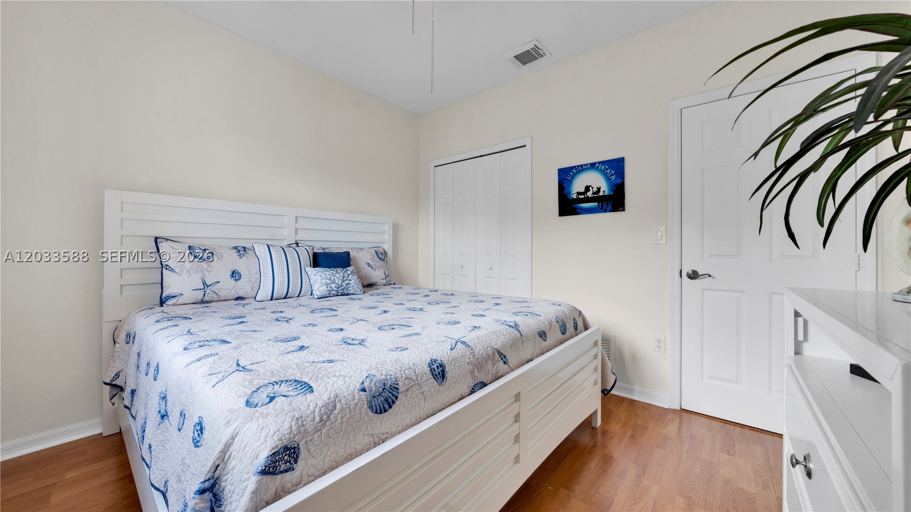SUNSET LAKE TOWNHOMES - Residential