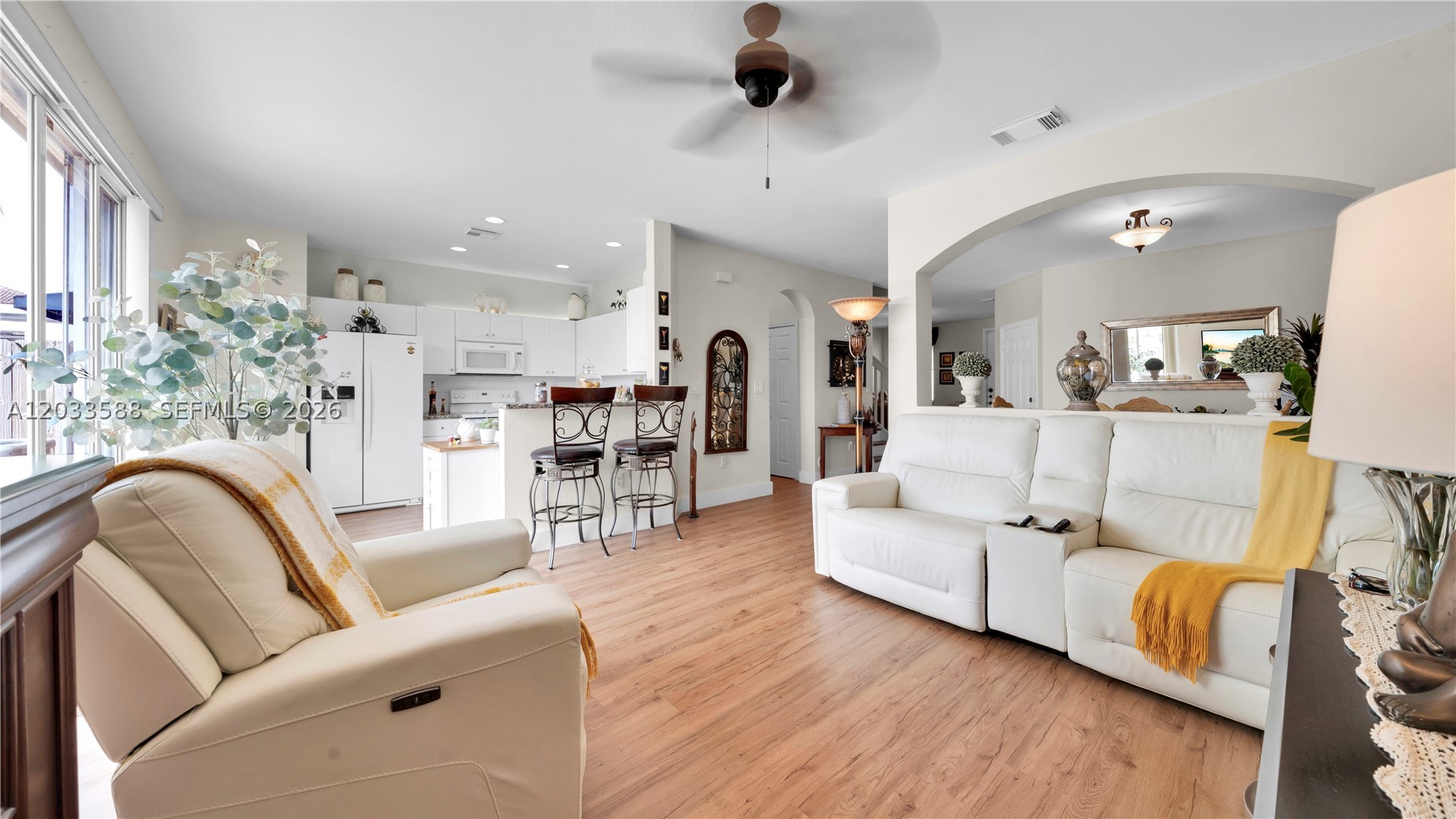 SUNSET LAKE TOWNHOMES - Residential