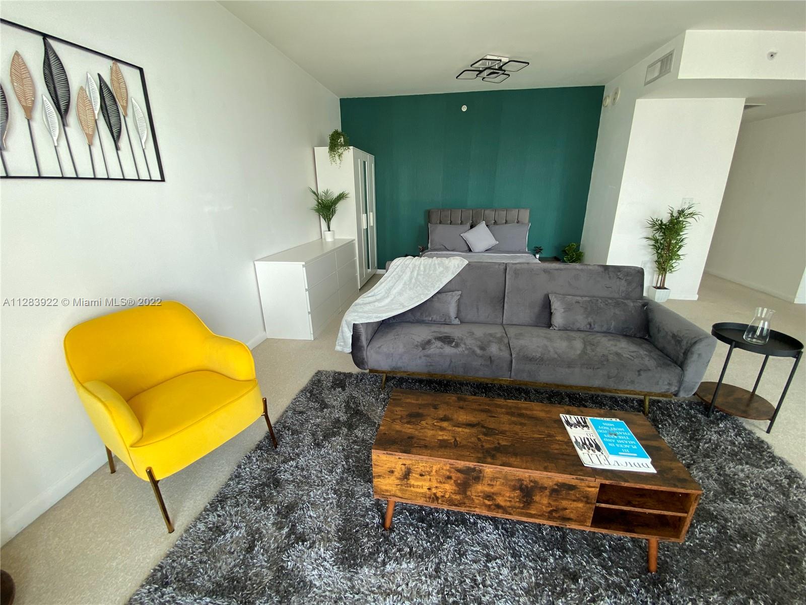 VIZCAYNE NORTH CONDO - Residential Lease