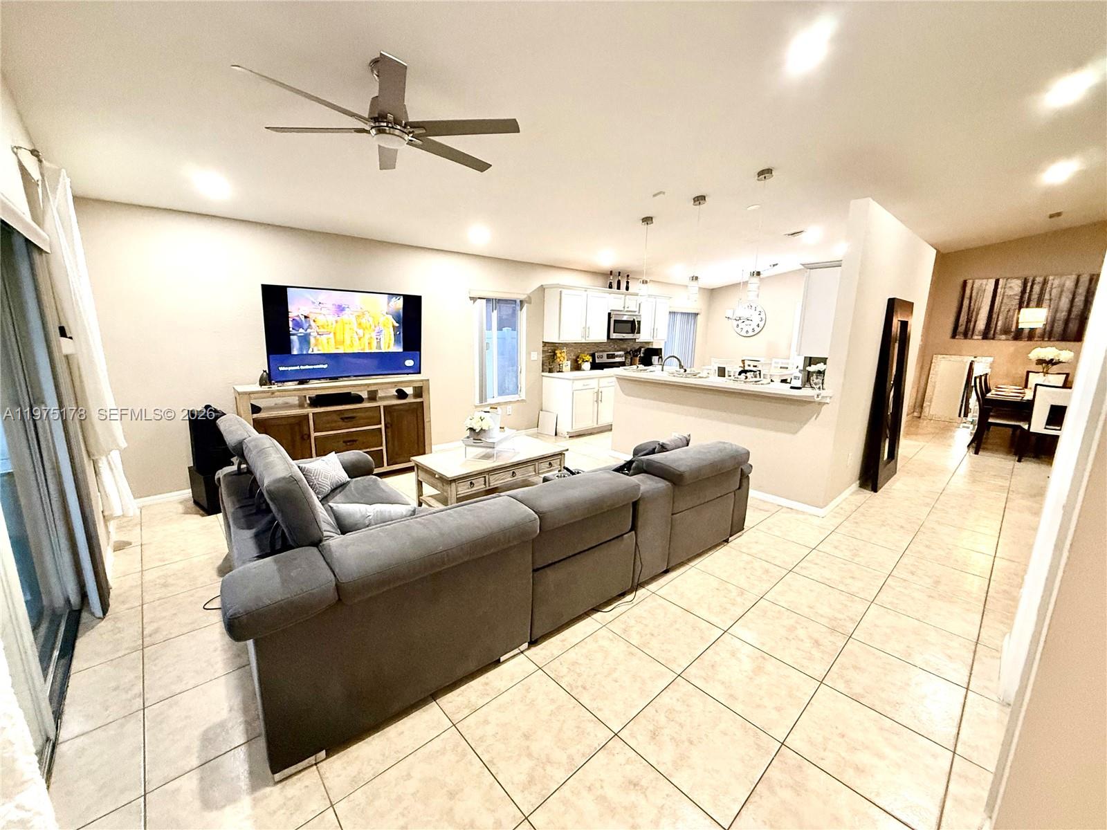 SILVER FALLS - Residential