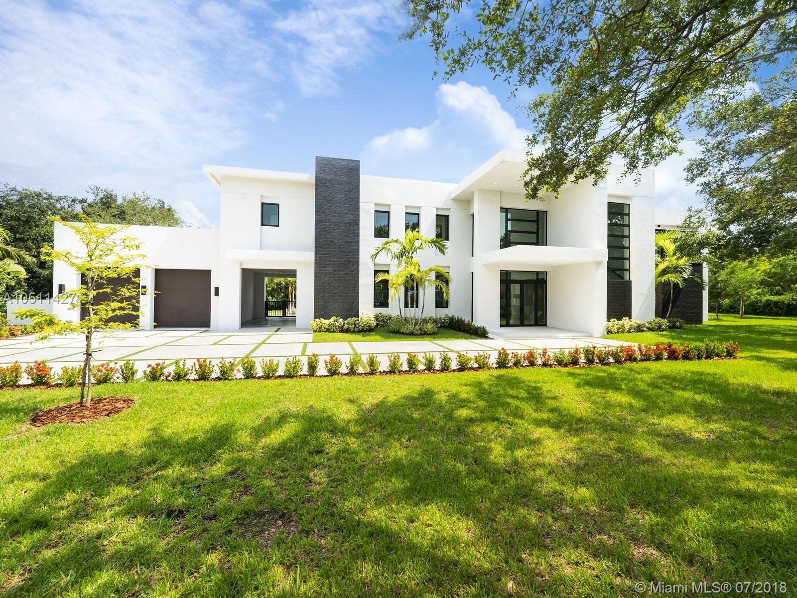 COLLINS HEIGHTS - Residential