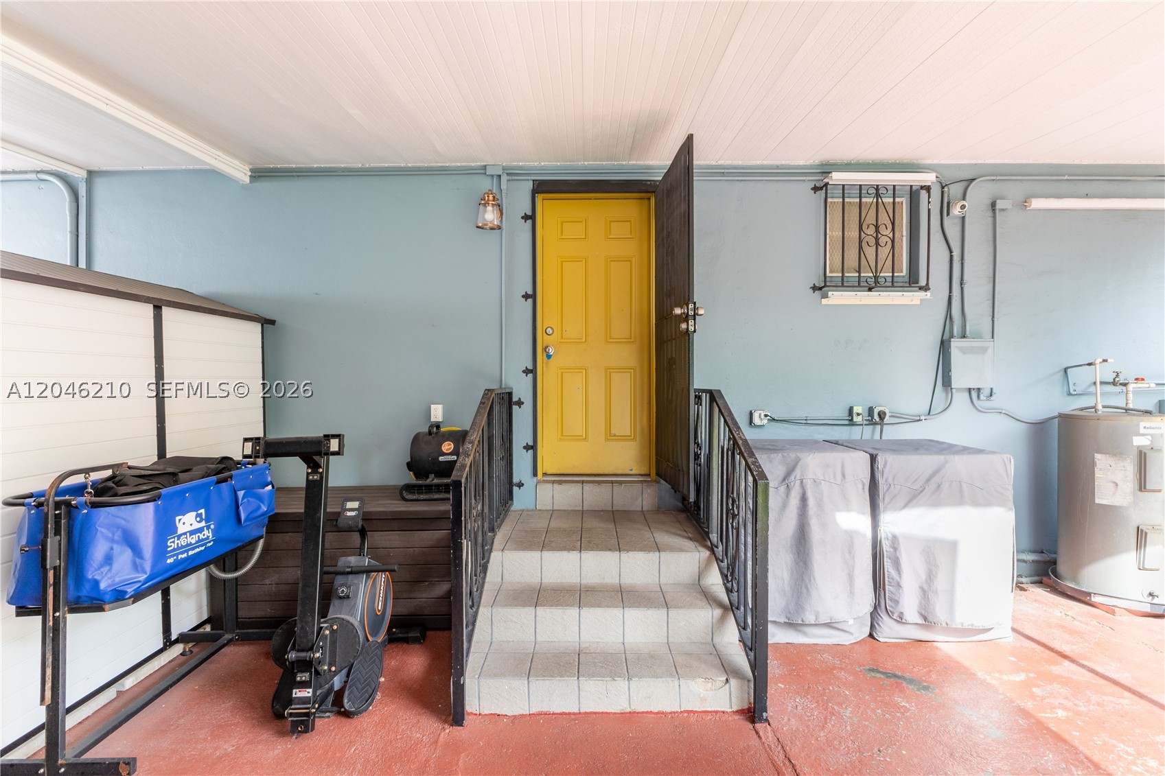 CENTRAL PARK - Residential Income