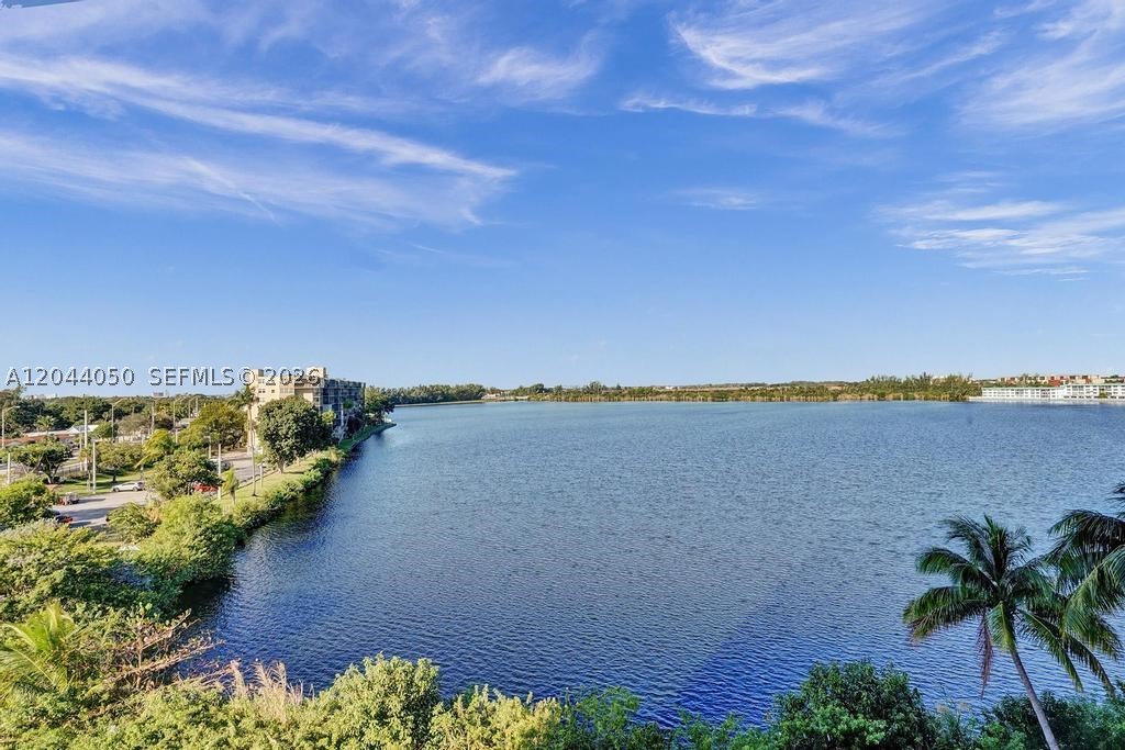 BUCKLEY TOWERS CONDO - EA - Residential