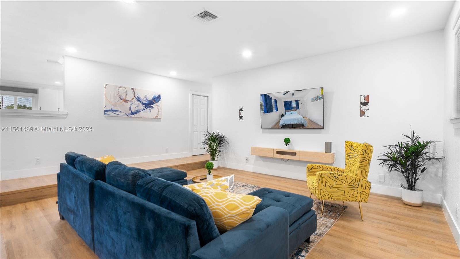 TOWN OF MODELO (DANIA) B- - Residential