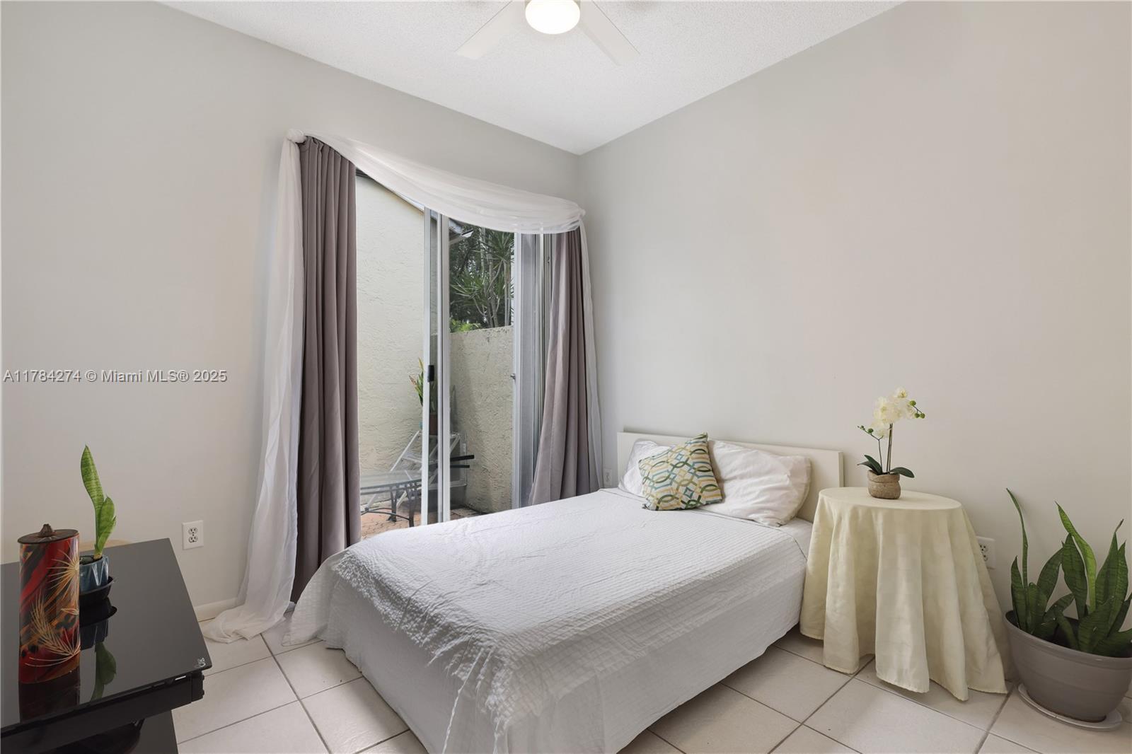 TOWNGATE - Residential Lease