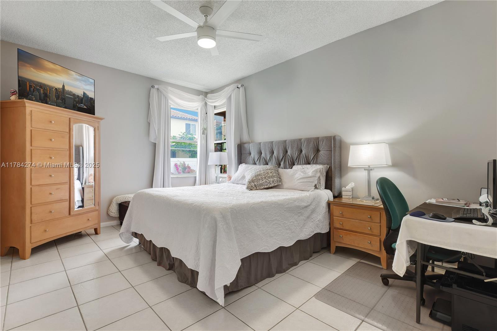 TOWNGATE - Residential Lease