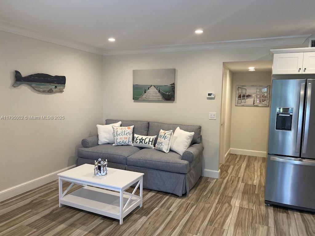 VILLA DEL SOL CONDOMINIUM - Residential