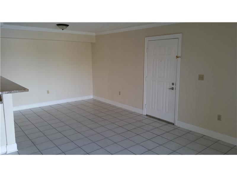 LE CLUB AT OLD CUTLER CON - Residential Lease