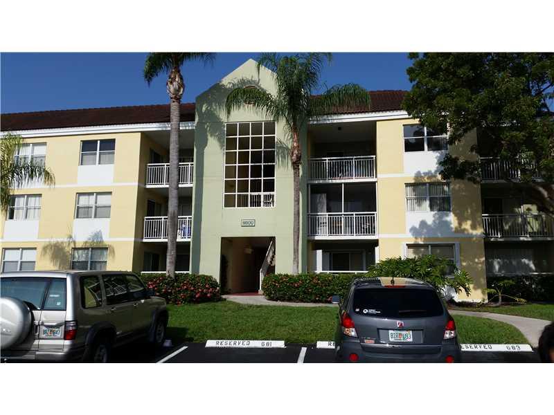 LE CLUB AT OLD CUTLER CON - Residential Lease