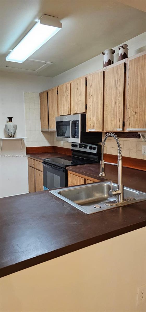 LAGO GRANDE ONE CONDO - Residential Lease