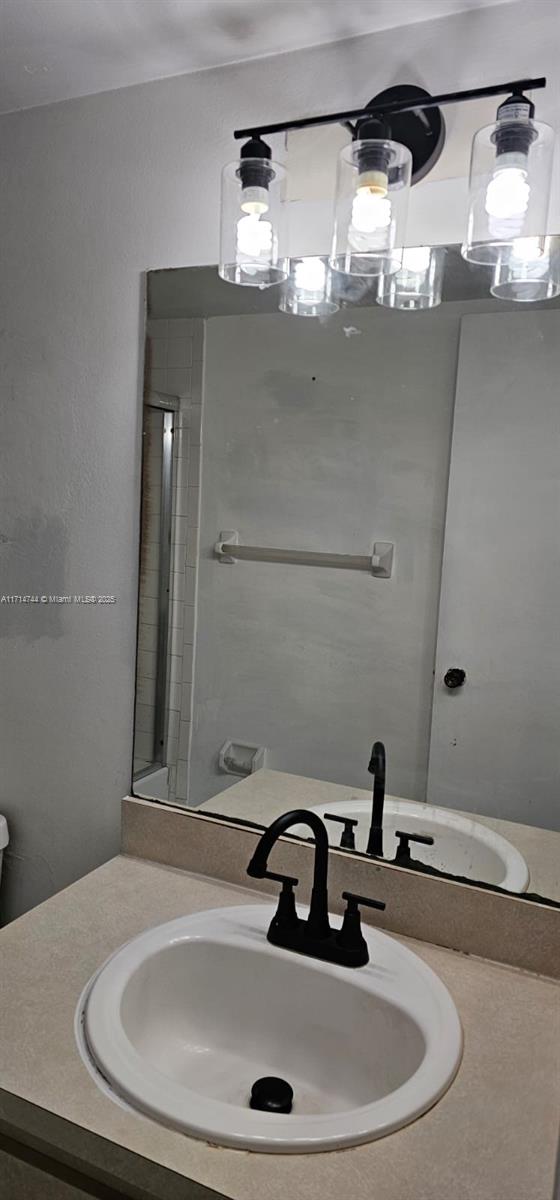 LAGO GRANDE ONE CONDO - Residential Lease