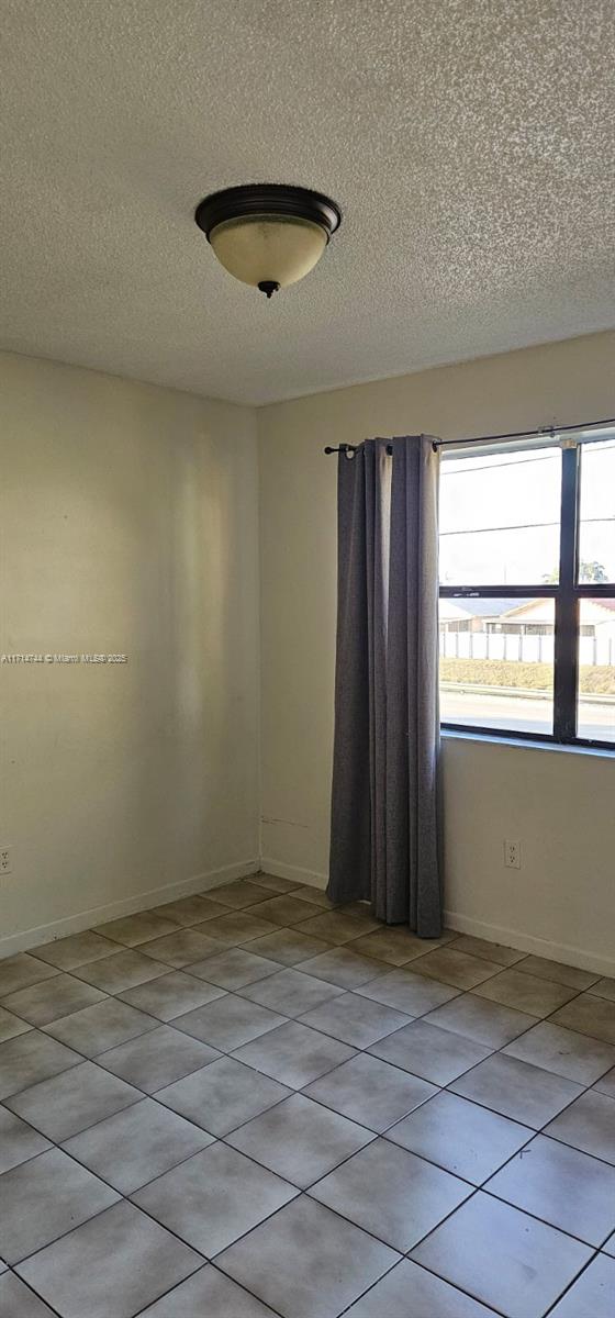 LAGO GRANDE ONE CONDO - Residential Lease
