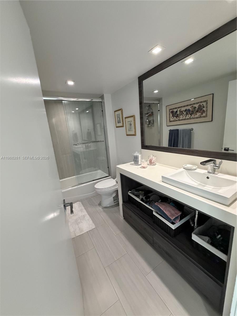 BRISTOL TOWER CONDO - Residential