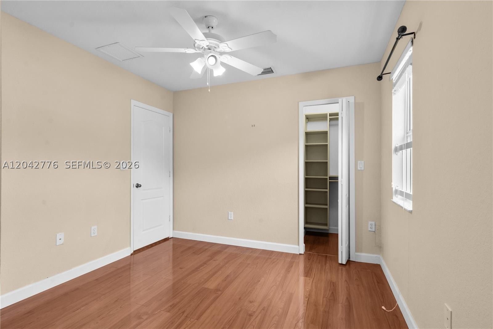 MELROSE POINT CONDO - Residential Lease