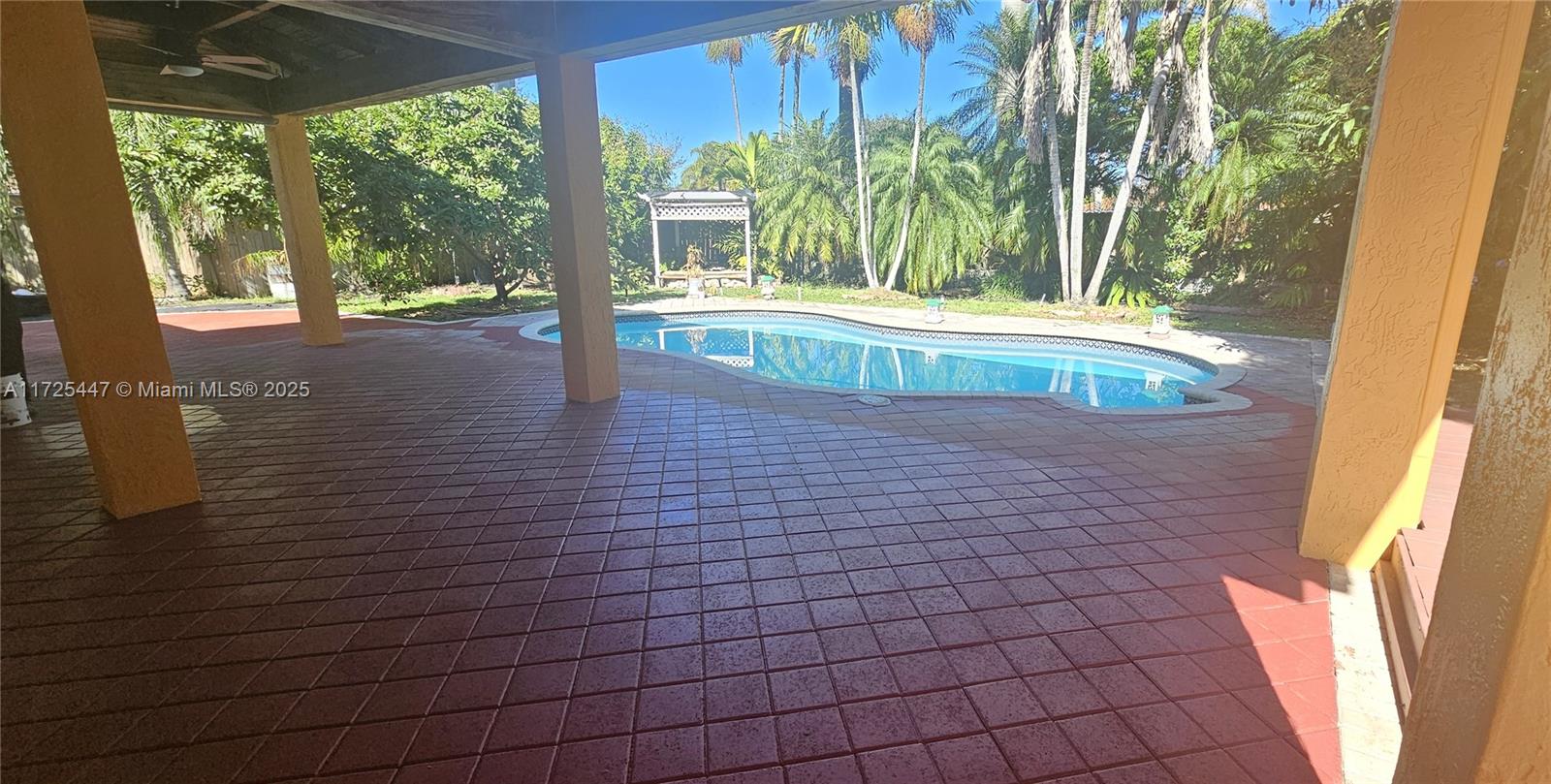 CORSICA PLACE - Residential Lease