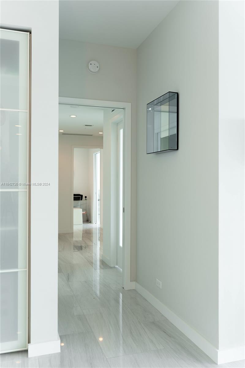 CRYSTAL HOUSE CONDO - Residential Lease