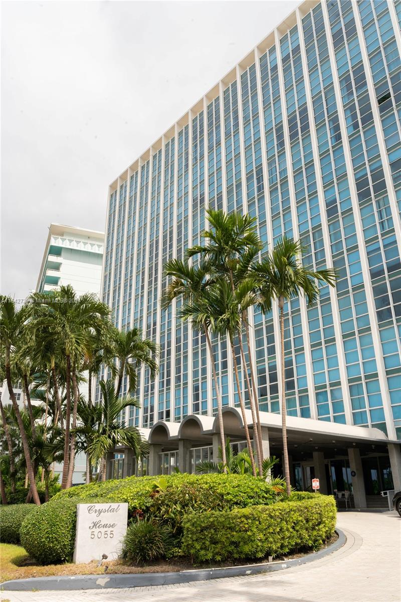 CRYSTAL HOUSE CONDO - Residential Lease