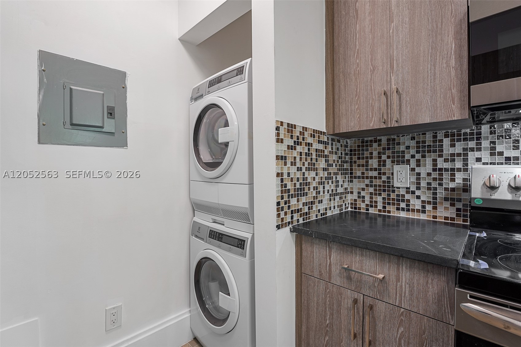 LINCOLN SUB - Residential Lease