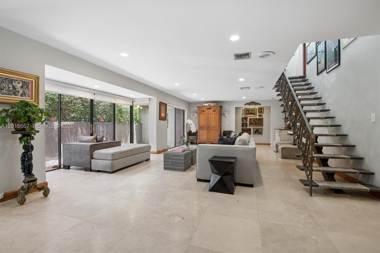COUNTY SQUIRE ESTATES SEC - Residential