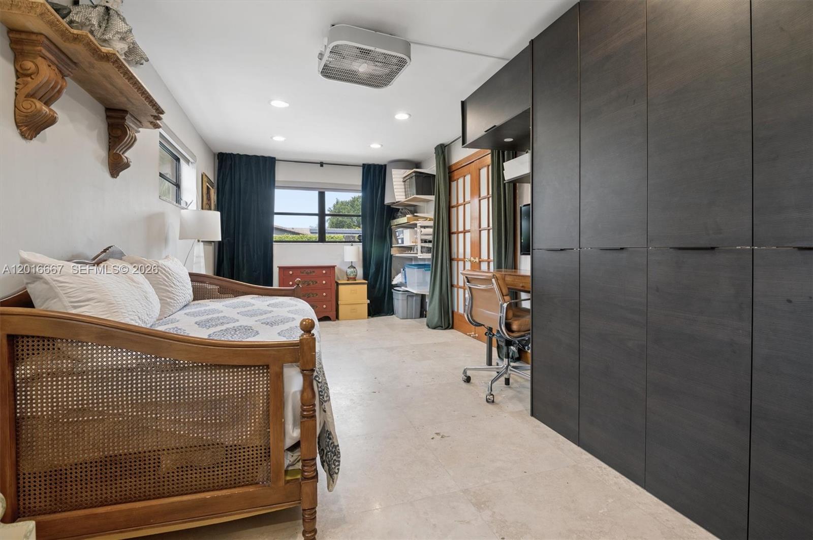 COUNTY SQUIRE ESTATES SEC - Residential