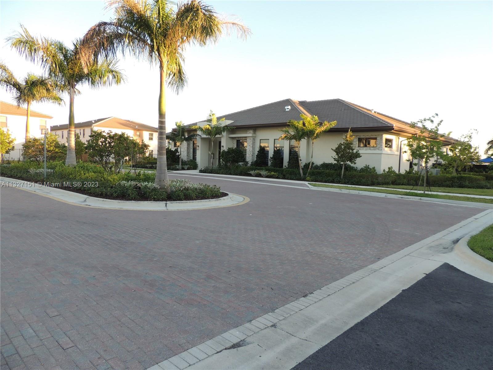 VIA VENTURA NEIGHBORHOOD - Residential Lease